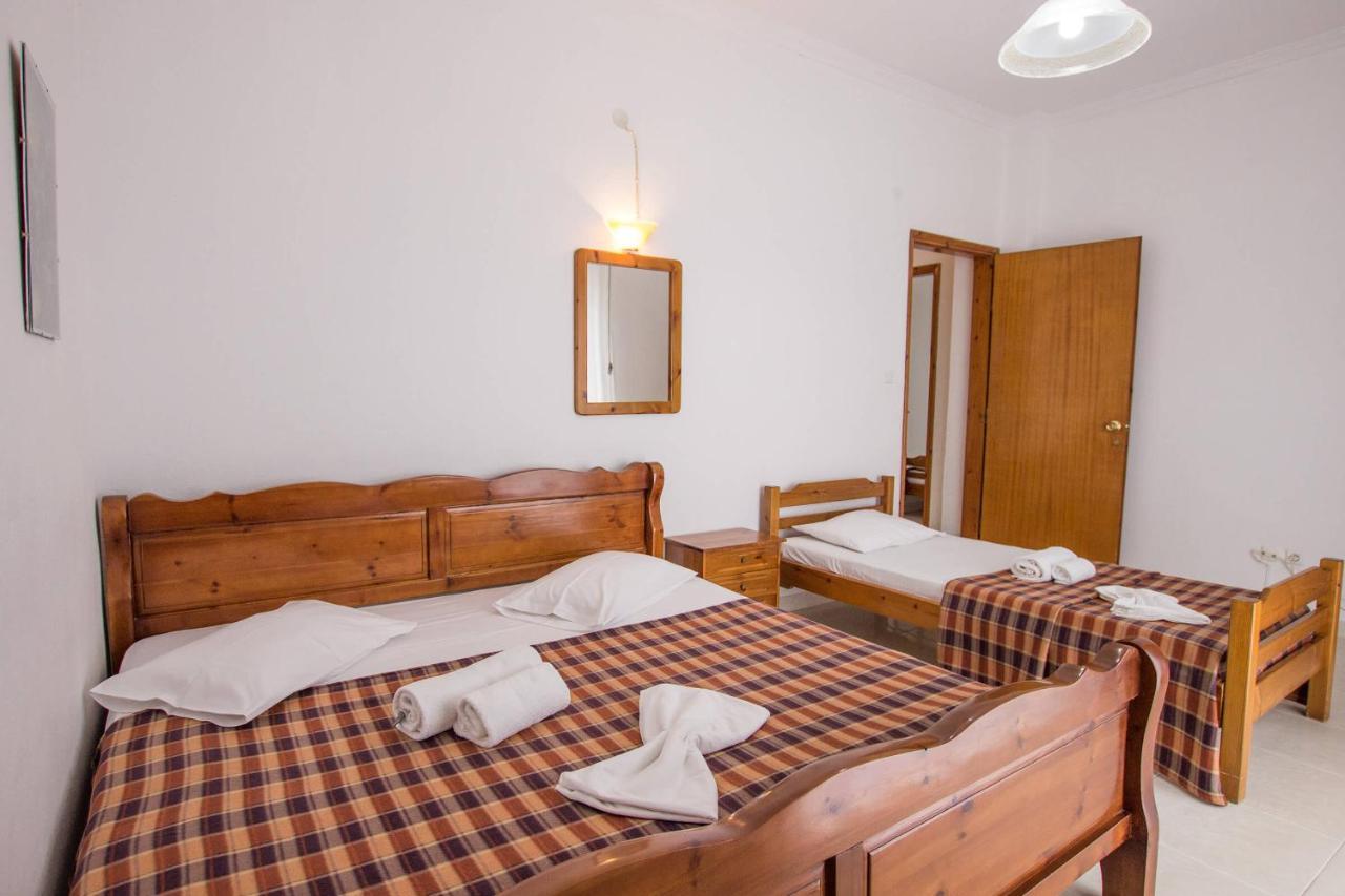 George Laz Rooms Vrasná 外观 照片