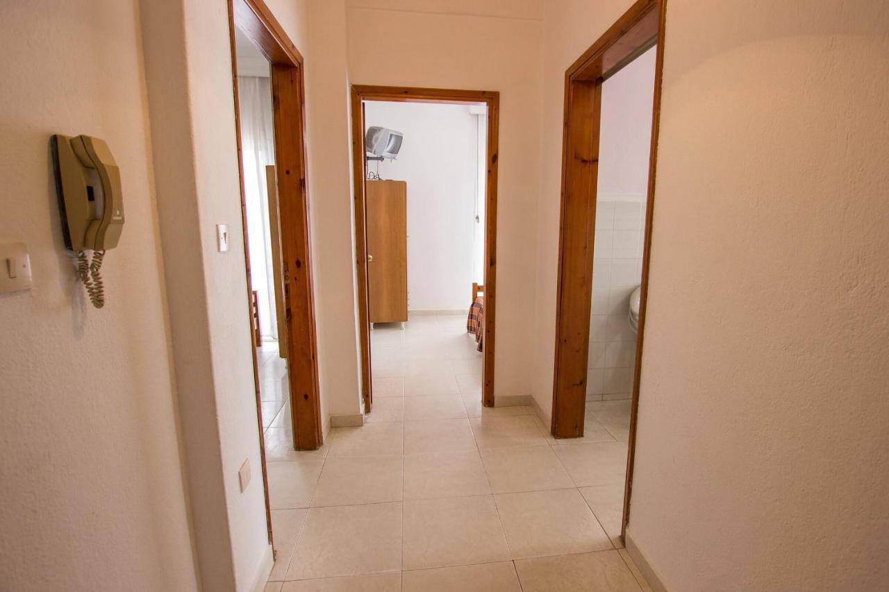 George Laz Rooms Vrasná 外观 照片