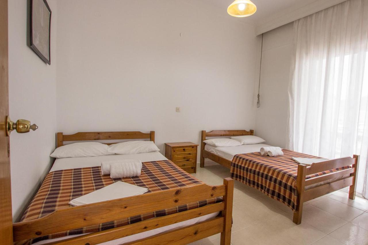 George Laz Rooms Vrasná 外观 照片