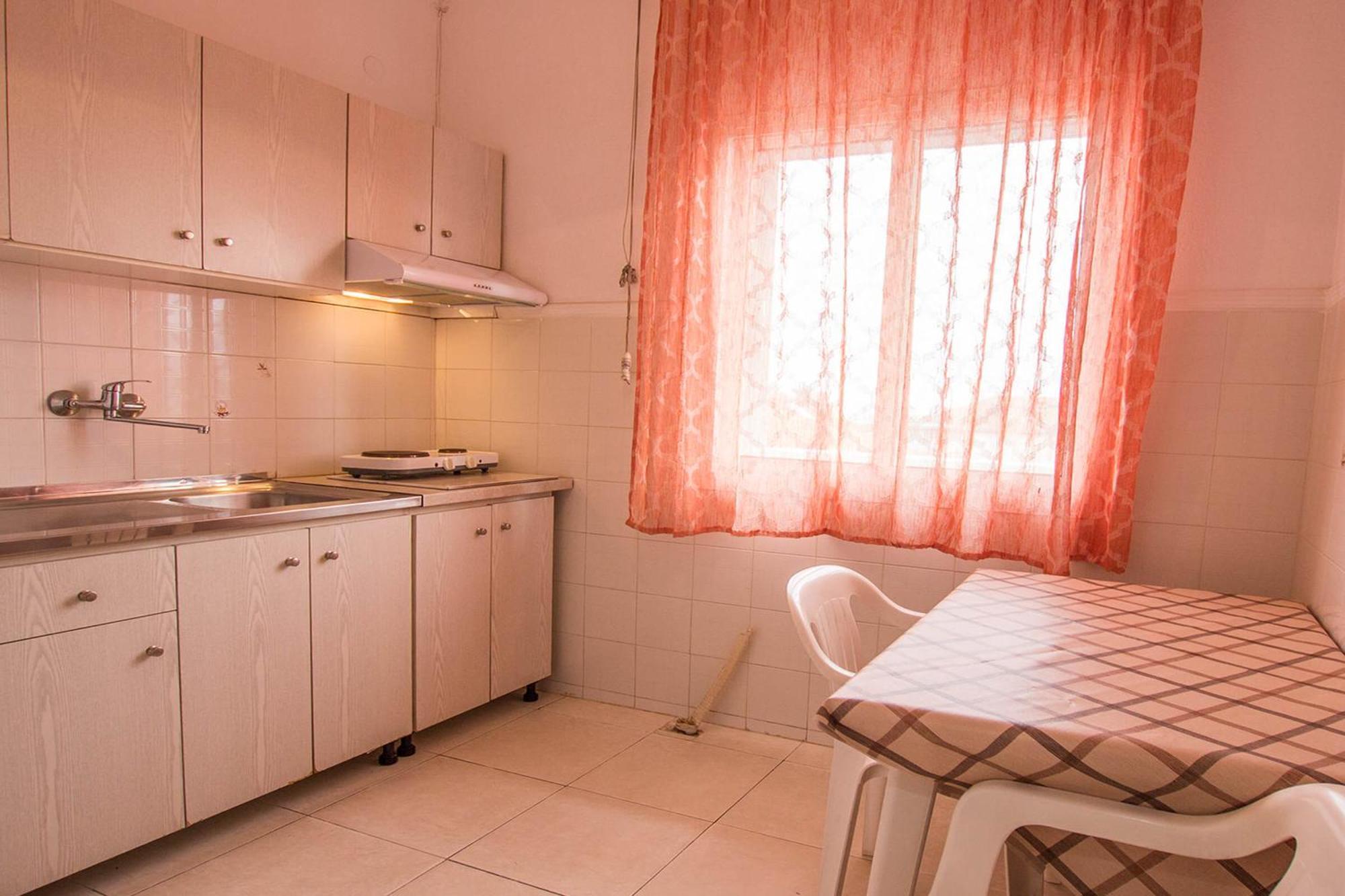 George Laz Rooms Vrasná 外观 照片