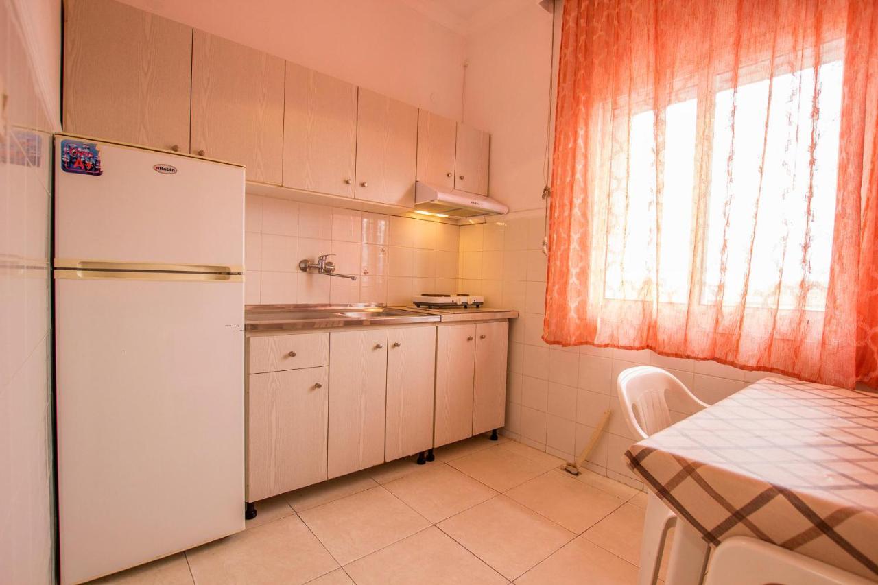 George Laz Rooms Vrasná 外观 照片