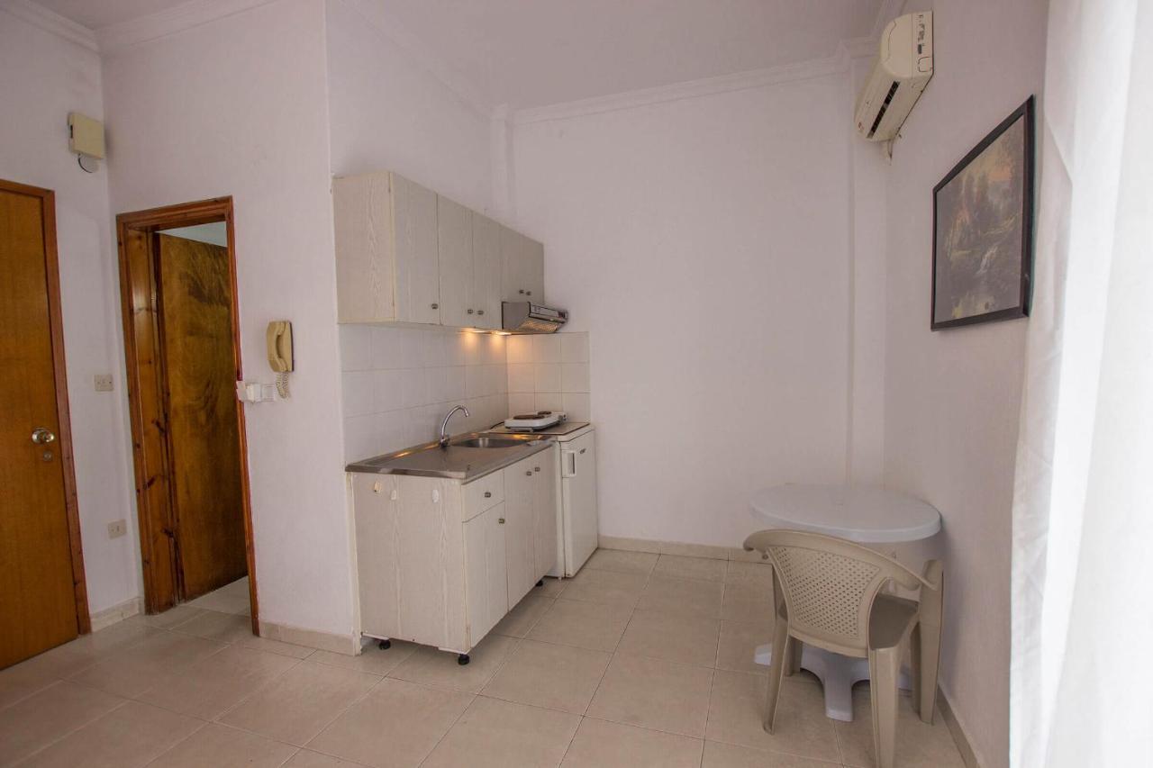 George Laz Rooms Vrasná 外观 照片