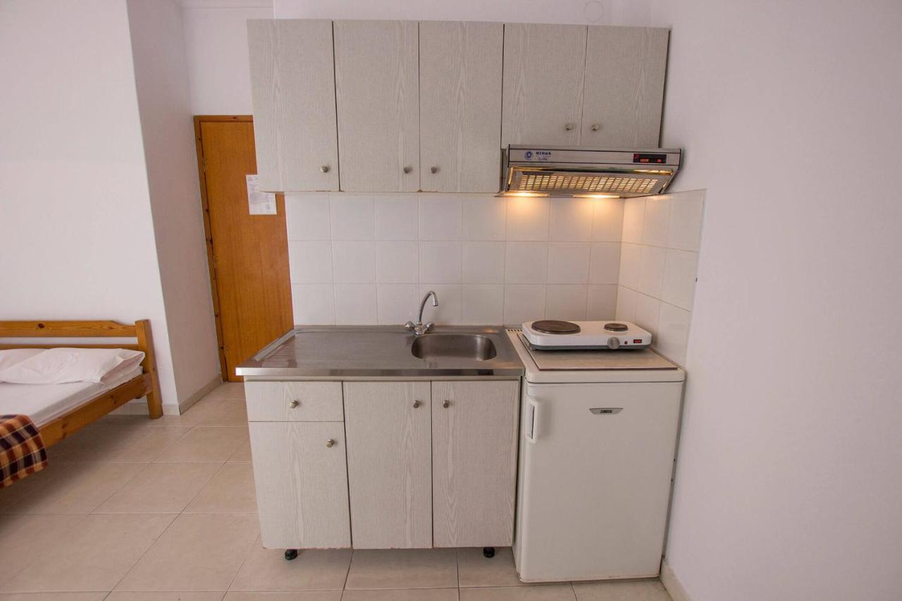 George Laz Rooms Vrasná 外观 照片